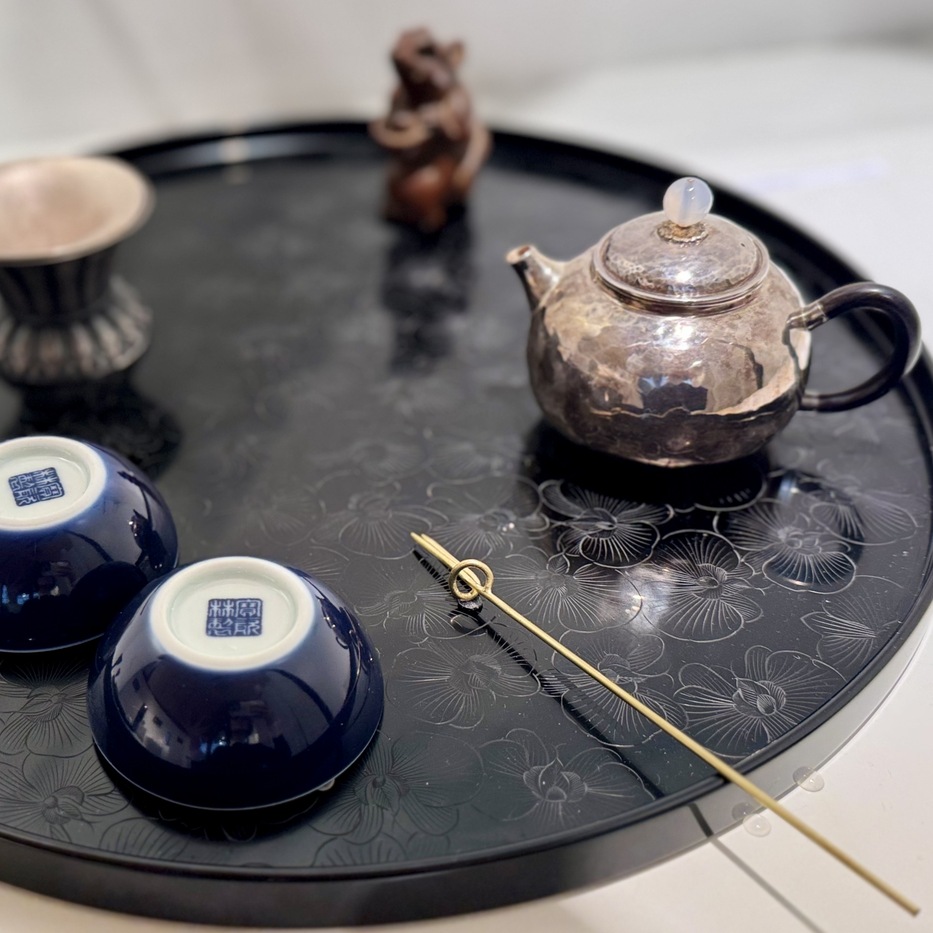 景徳鎮と共鳴しあう日本の作品を求めて – WELLBEING TOKYO