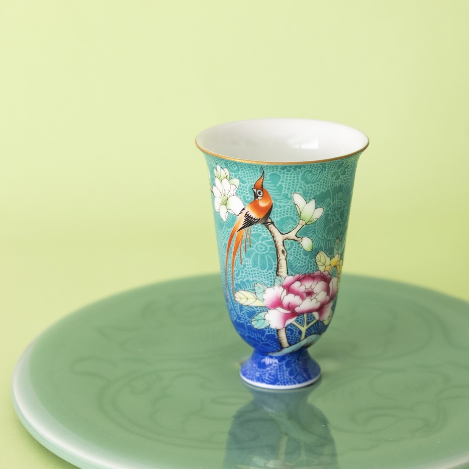 第1回] 粉彩扒花とは何か〜粉彩と扒花、二つの古法が生む景徳鎮磁器の