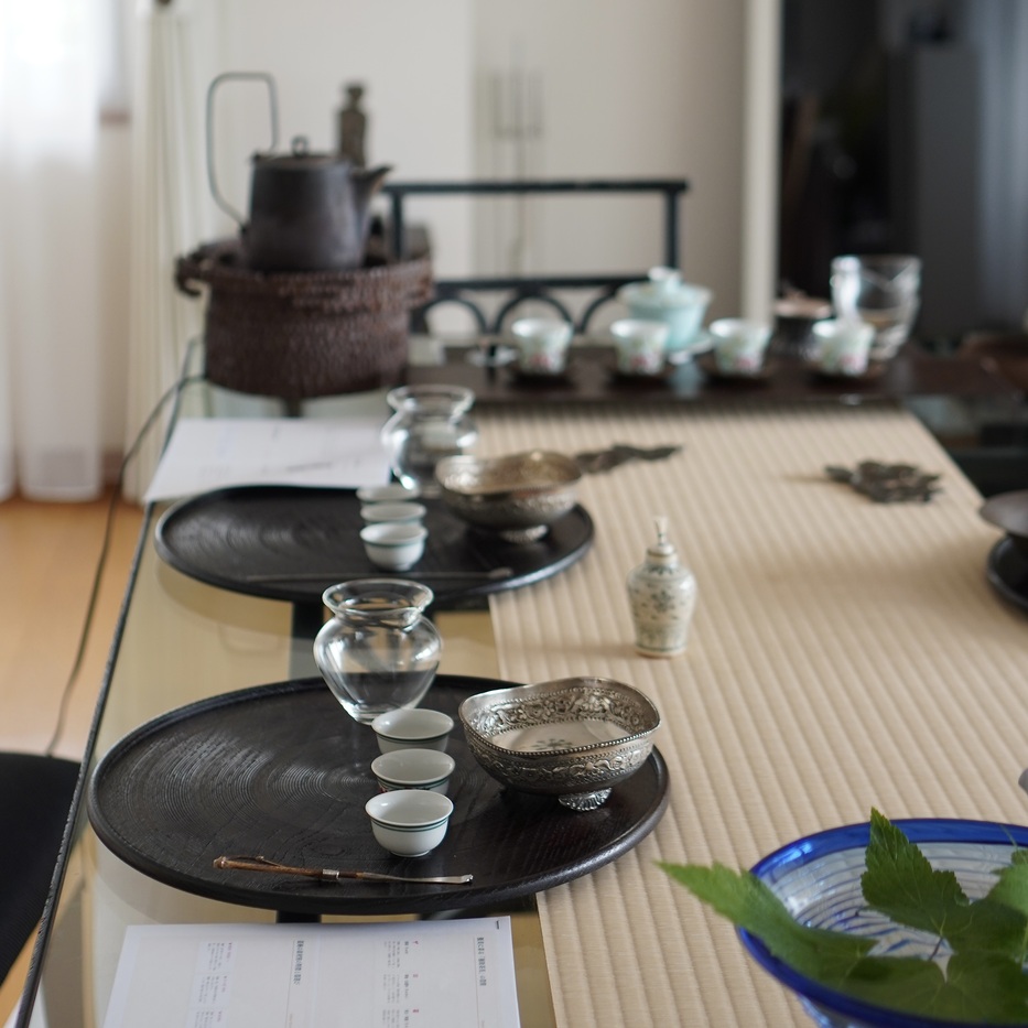 中国茶の茶器セット（景徳鎮の蓋碗・茶海・茶杯）